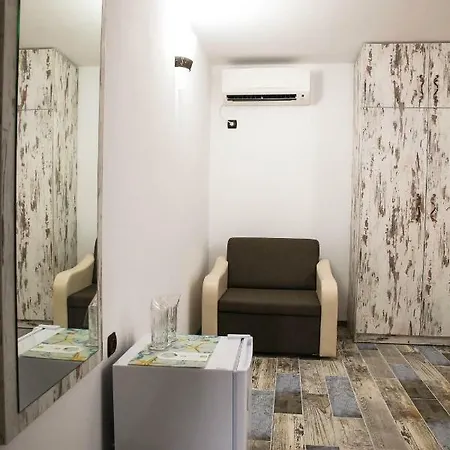 Guest house The Greek House