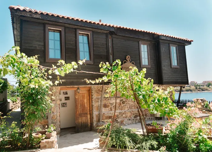 Guest house The Greek House Ahtopol